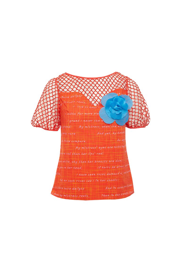 KIWE - Red Blouse with Balloon Sleeves and Flower Brooch