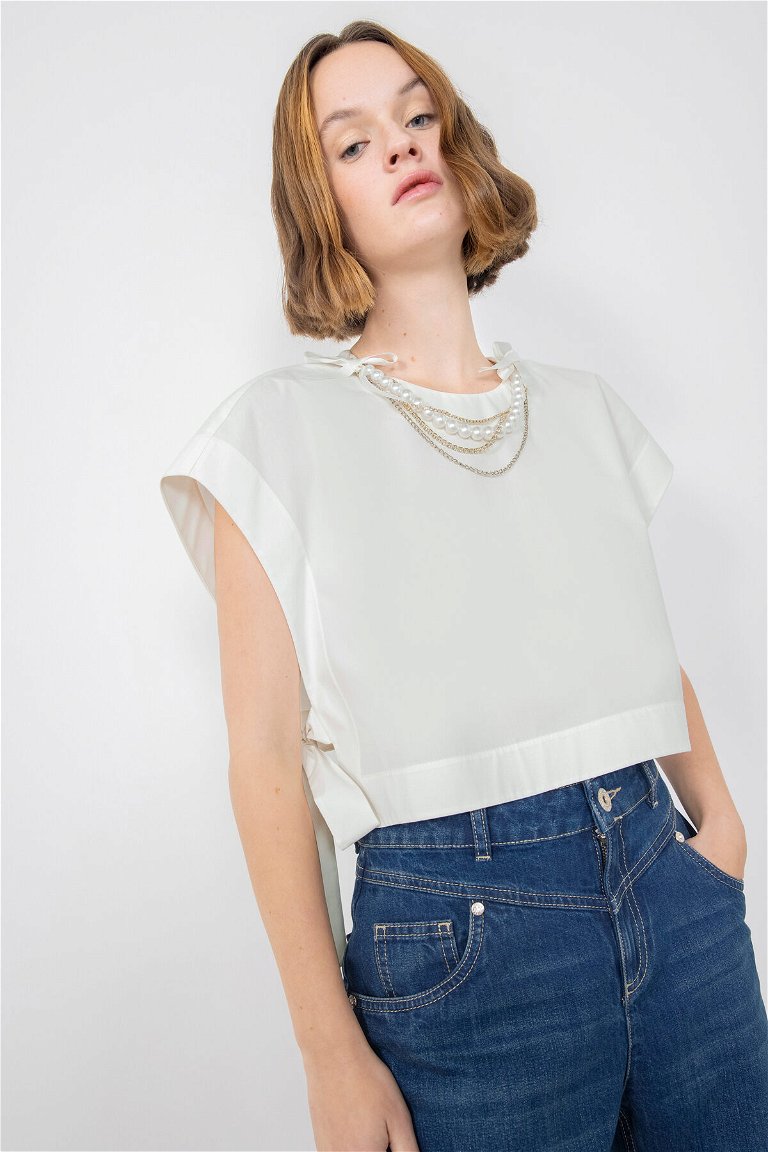 GIZIA - Ecru Blouse With Side Binding Detail With Necklace Accessories