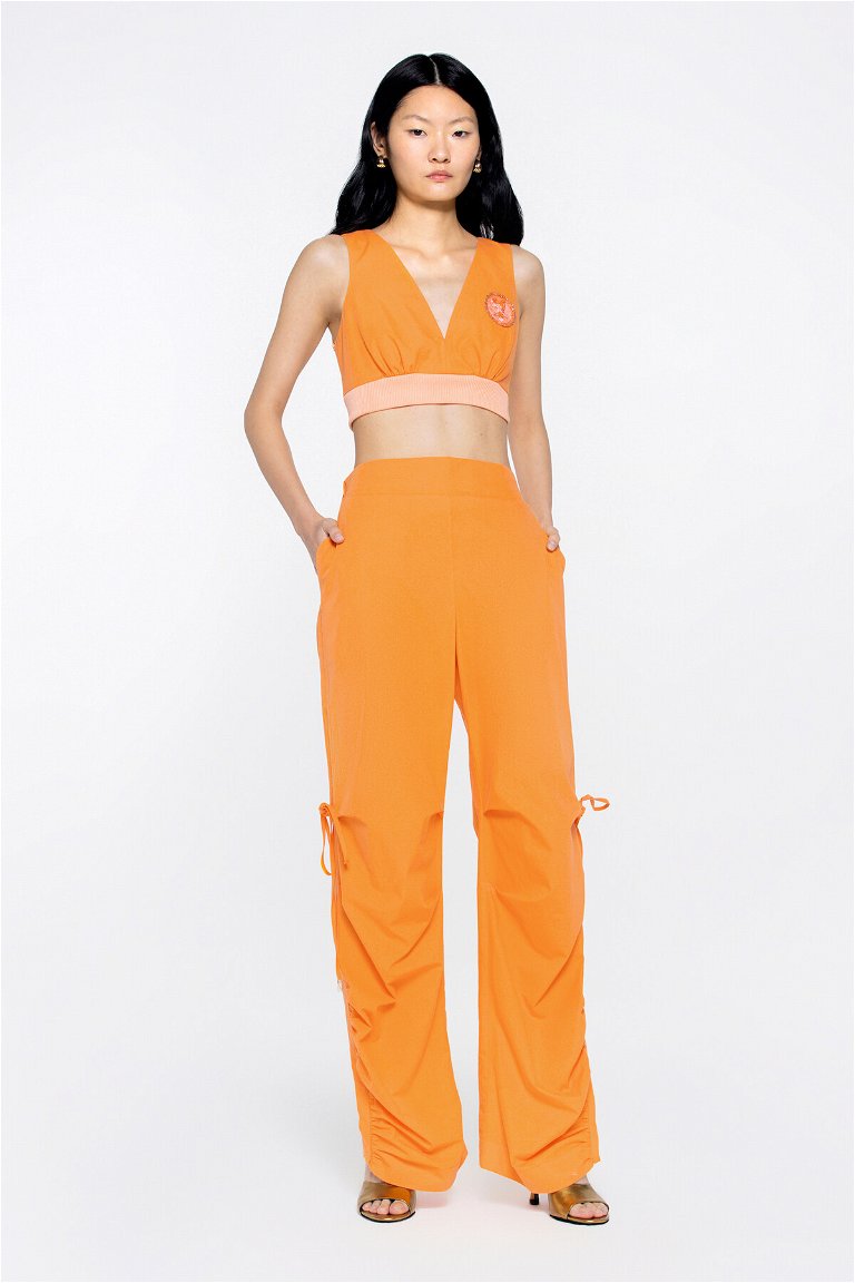 GIZIA SPORT - Model Detailed Trotters With Side Seam Slits Shrinkable Back Waistline Shirred Orange Trousers 