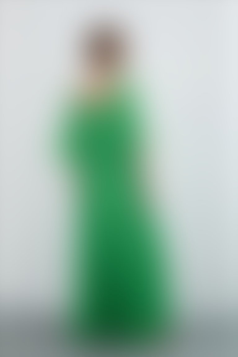 Kayık Yakalı Piliseli Yeşil Uzun Elbise