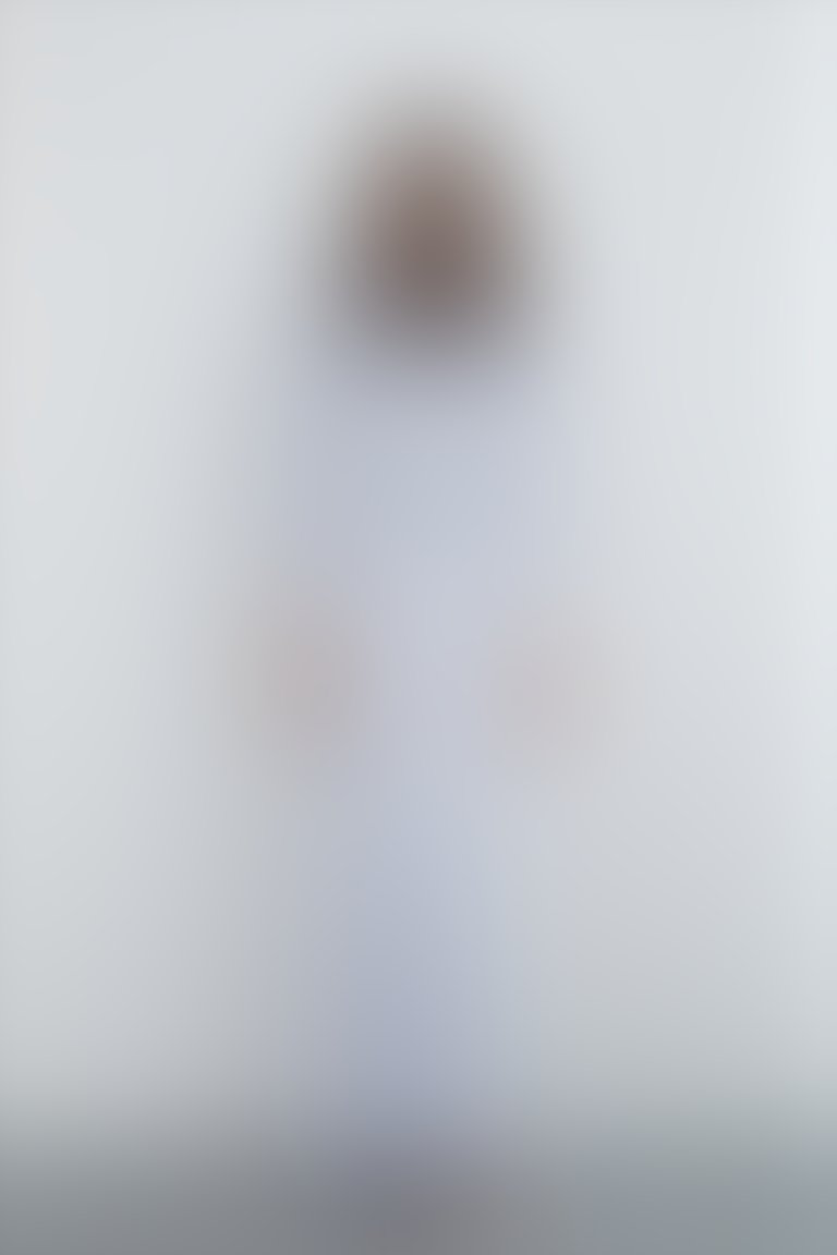 Önü İşleme Model Detaylı Arkası Yırtmaçlı Uzun Gri Abiye Elbise