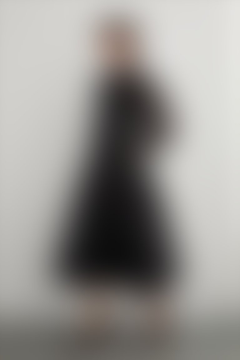 Boyundan Bağlamalı Midi Siyah Organze Elbise