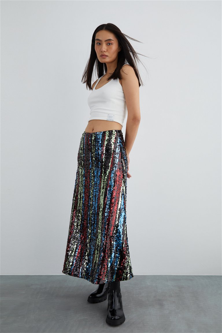 GIZIA - Fixed Belt Detail Flared Pulled Sequin Skirt