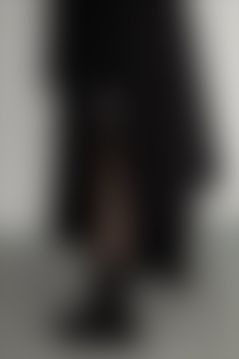 Fermuar Ve Kare Çıtçıt Detaylı Tokalı Seyyar Kuşaklı Siyah Uzun Elbise