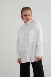 KIWE - Büyük Cepli Rahat Kesim Beyaz Gömlek