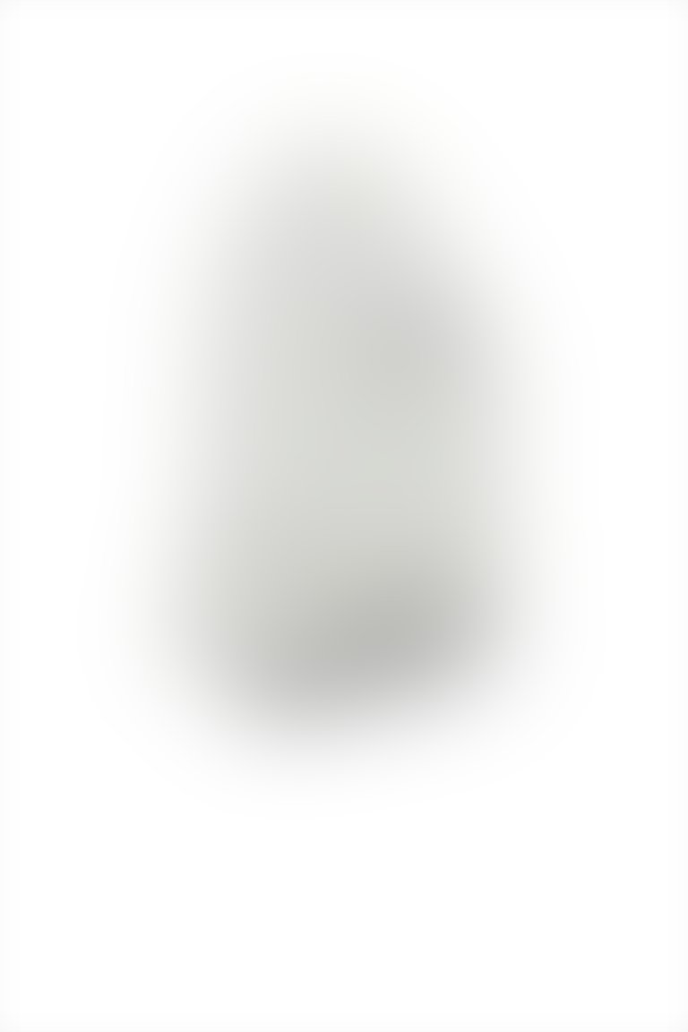 Ön Beden Taş Baskı Detaylı Arkası Fermuarlı Ekru Scuba Bluz