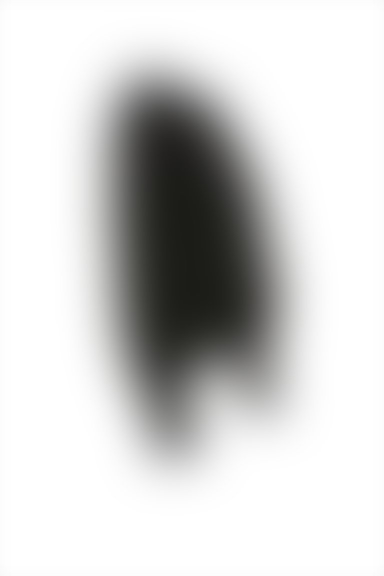 İşleme Detaylı Arkası Fermuarlı Siyah Bluz