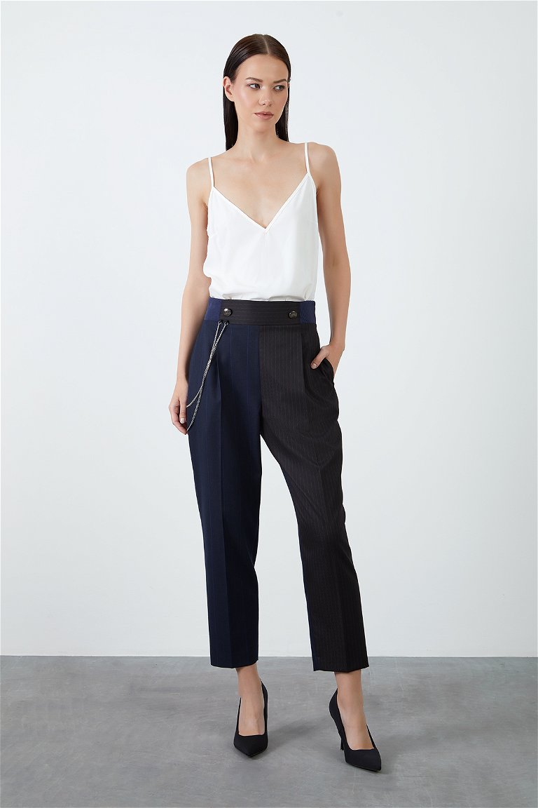 GIZIA - Navy Pants with Chain and Knit Details