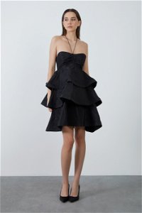GIZIA - Strapless Black Dress with Flywheel Halterneck