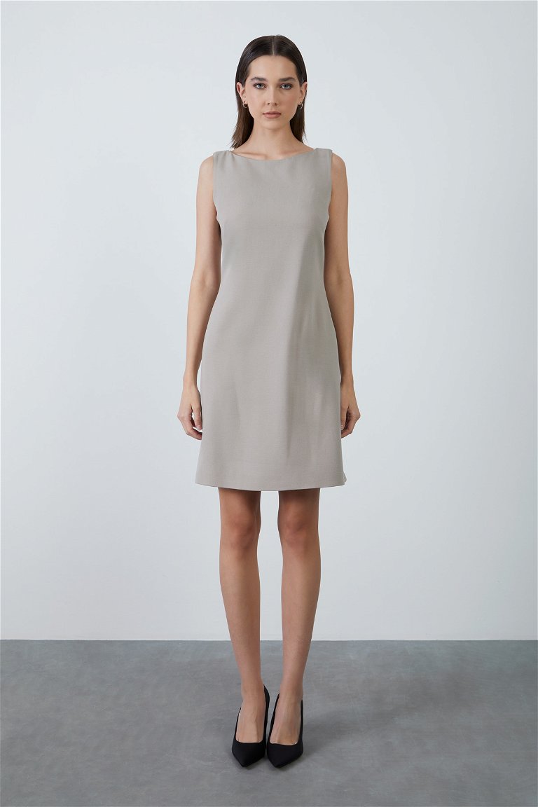 GIZIAGATE - Beige Dress With V-Neckline At The Back