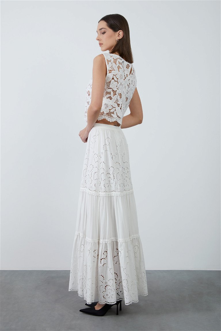 GIZIAGATE - Long Ecru Skirt with Lace Detail