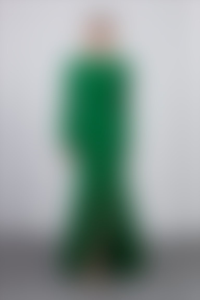 Düğme Detaylı Kol Üstü Büzgülü Yırtmaçlı Balık Form Yeşil Uzun Elbise