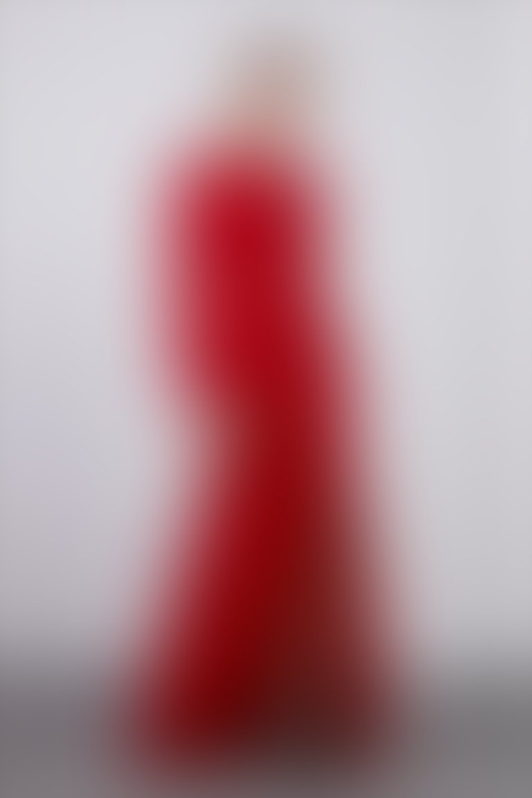 Düğme Detaylı Kol Üstü Büzgülü Yırtmaçlı Balık Form Kırmızı Uzun Elbise