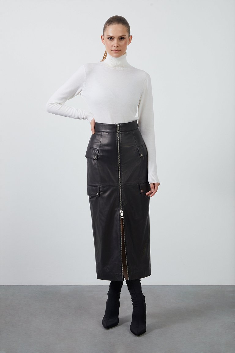 GIZIA - Pocket Detail Front Zipper Black Leather Skirt
