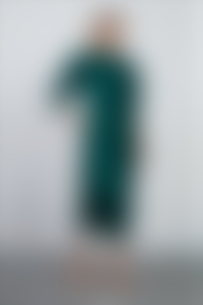 İşleme Detay Önü Yırtmaçlı Karpuz Kol Midi Boy Yeşil Elbise