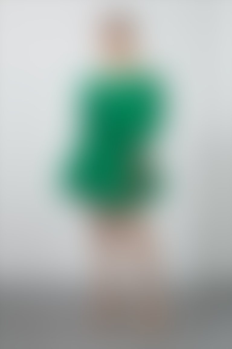 Geniş Düşük Kol Detaylı Bağucu İşlemeli Yeşil Midiboy Elbise
