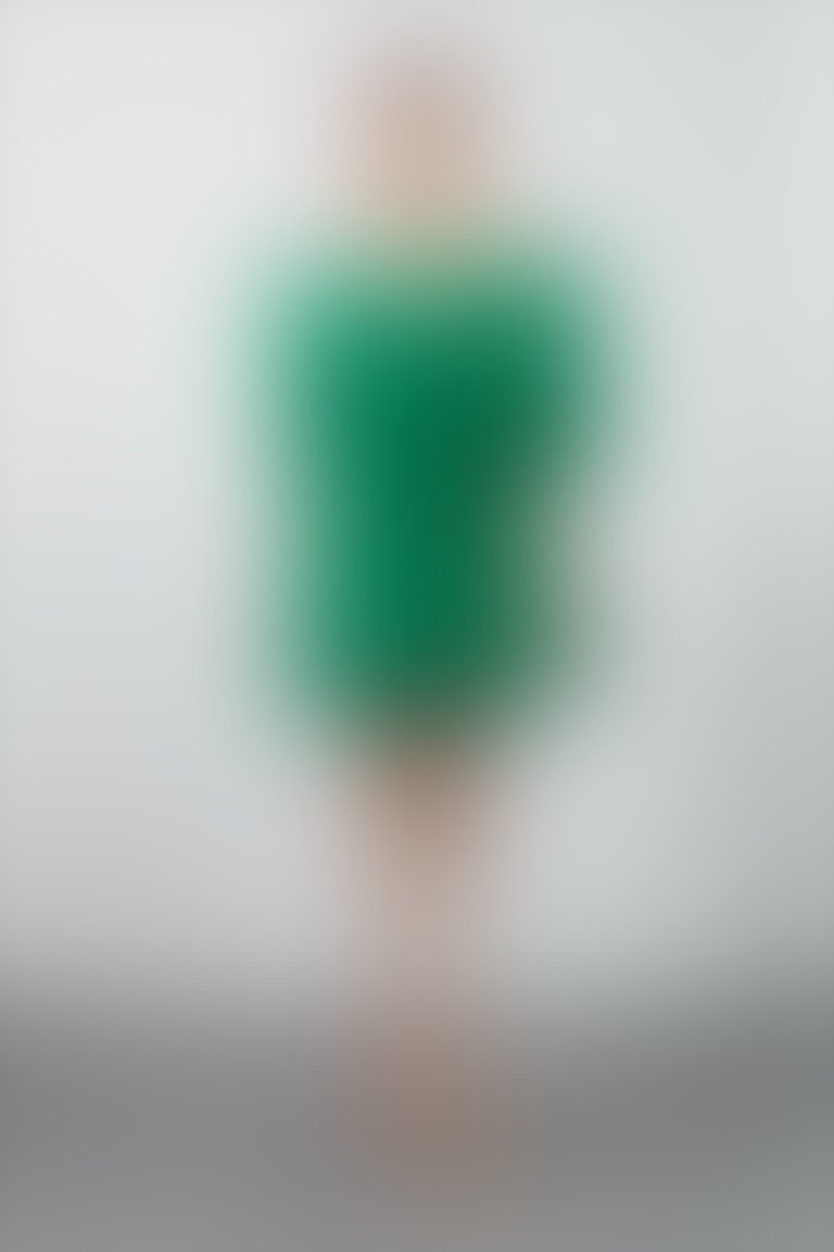 Geniş Düşük Kol Detaylı Bağucu İşlemeli Yeşil Midiboy Elbise