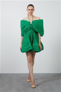 GIZIA - Geniş Düşük Kol Detaylı Bağucu İşlemeli Yeşil Midiboy Elbise
