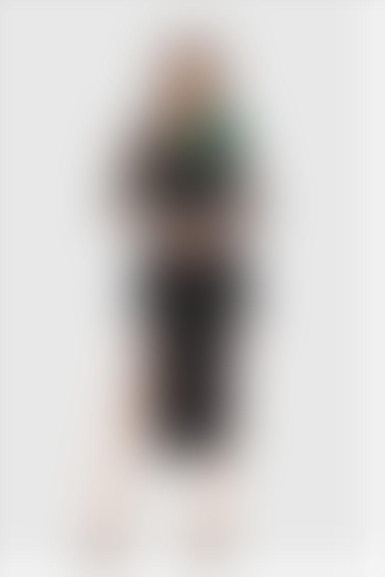 U Yırtmaçlı Gül Broşlu File Detaylı Mini Siyah Abiye Elbise