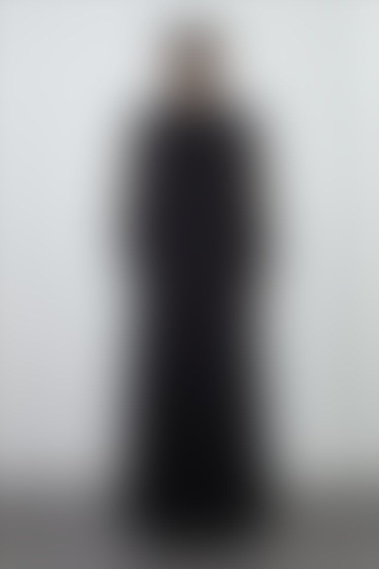İnci Düğmeli Şifon Kollu Siyah Uzun Elbise