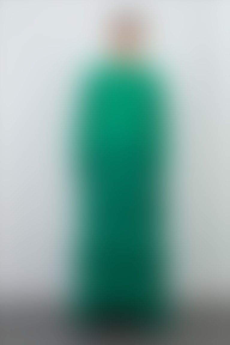Düğme Detaylı Etekucu Piliseli Yeşil Uzun Elbise