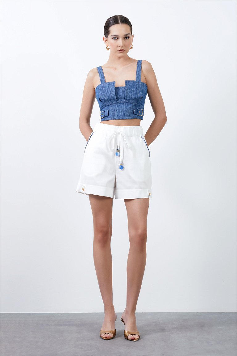 GIZIA - Off-White Poplin Shorts with Embroidered Pocket Edges
